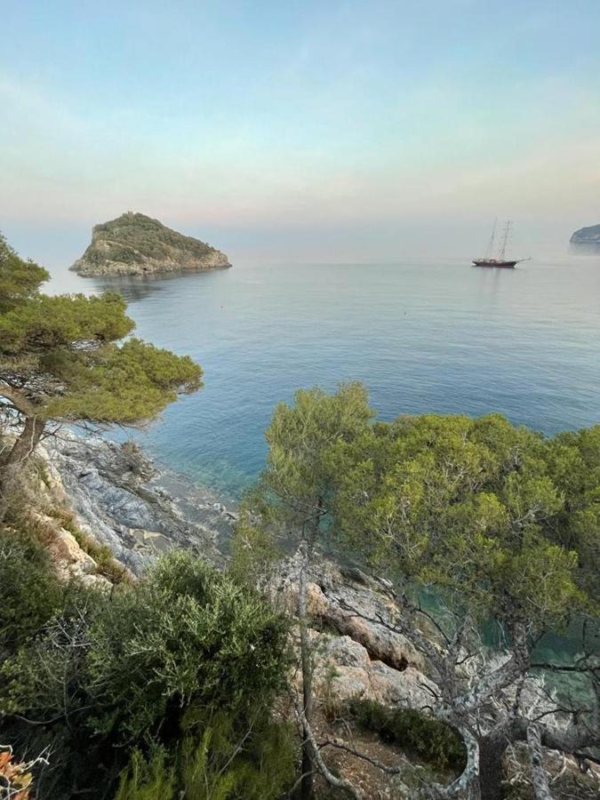 Una Finestra Sul Mare Home 2 Bergeggi Luaran gambar