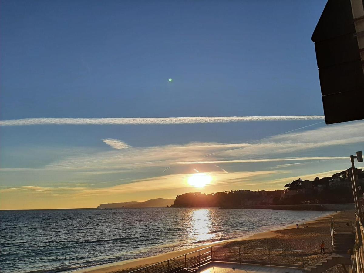 Una Finestra Sul Mare Home 2 Bergeggi Luaran gambar
