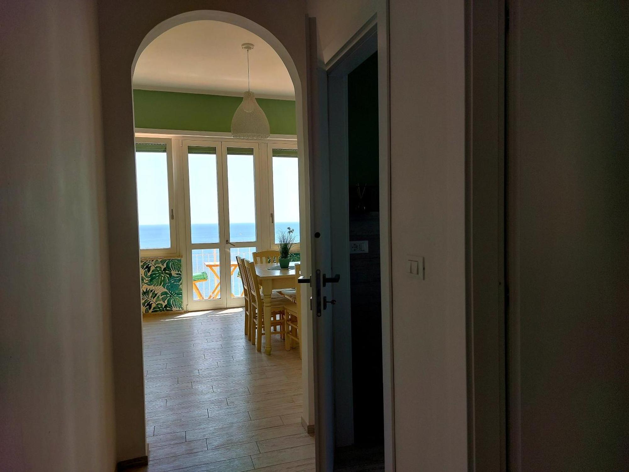 Una Finestra Sul Mare Home 2 Bergeggi Luaran gambar